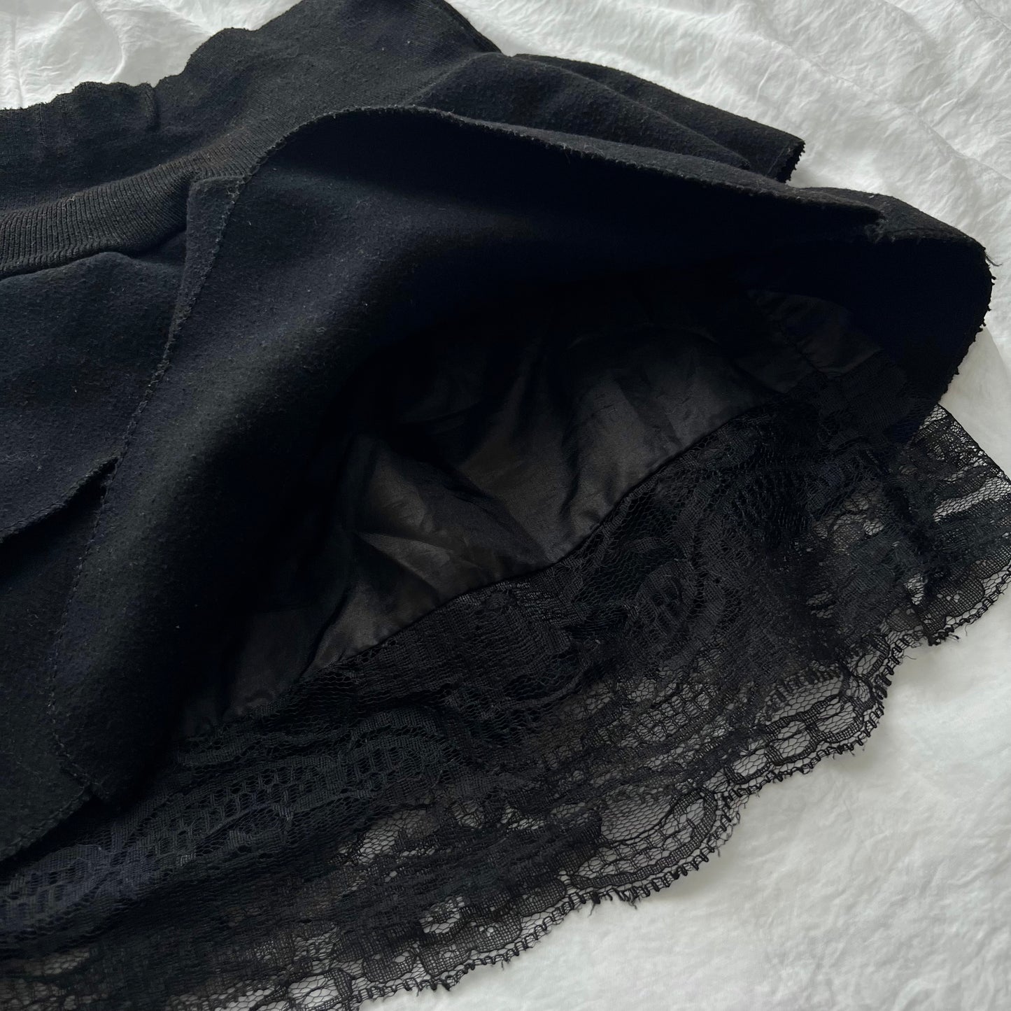 Black layers lace skirt
