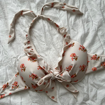 Floral frilly bikini set