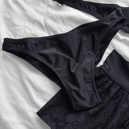 L size•Black halter lace bikini Set