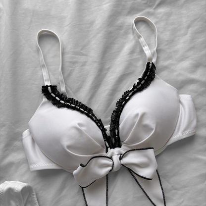 M size•White & Black lace trim bikini Set