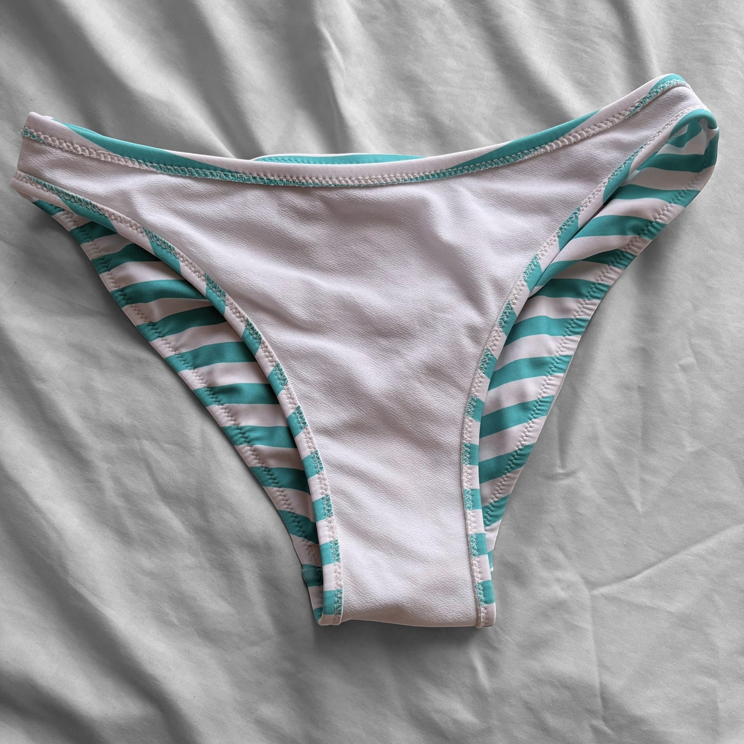 M size•Girly stripes bikini Set