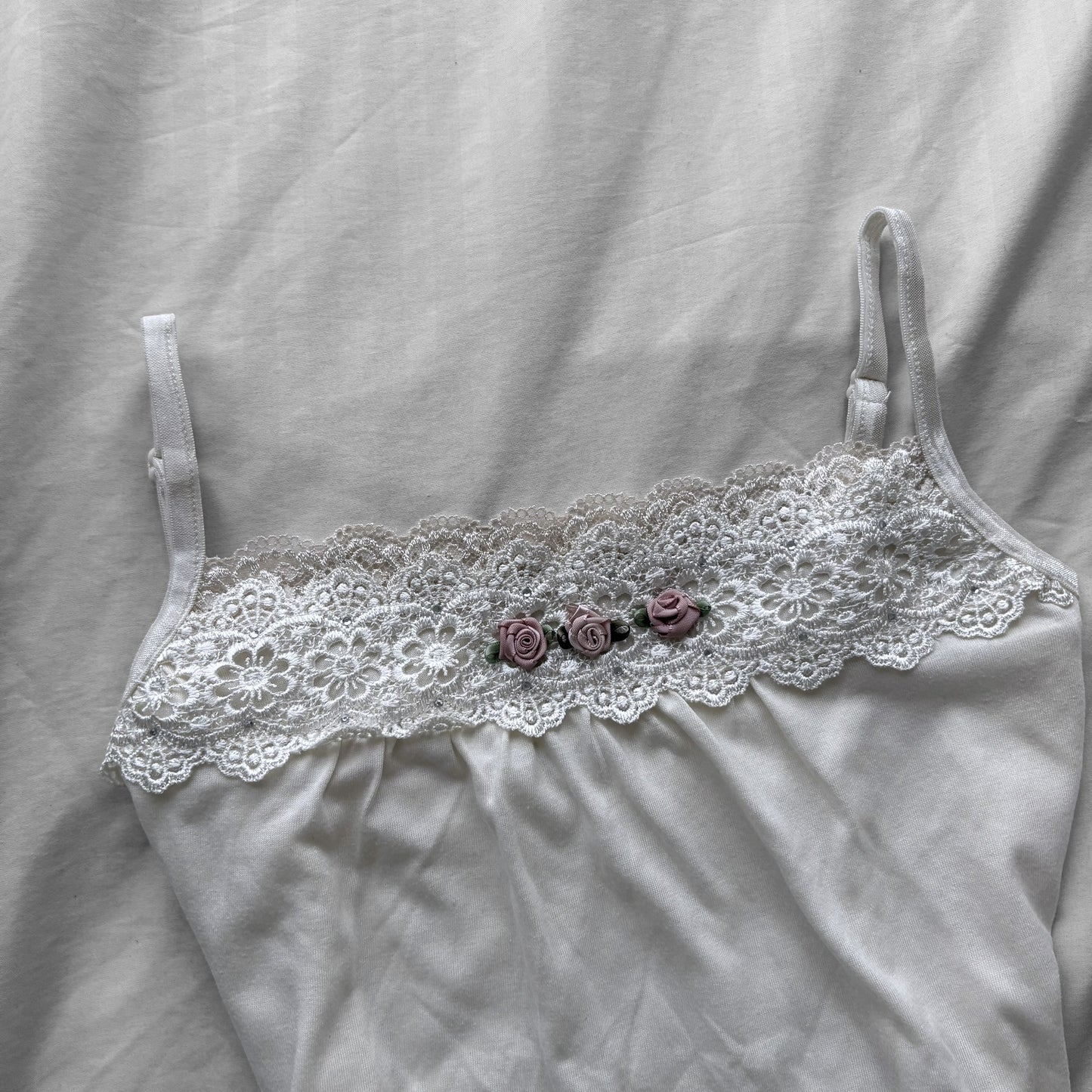 ‘Axes Femme’ White Lace & Roses Cami