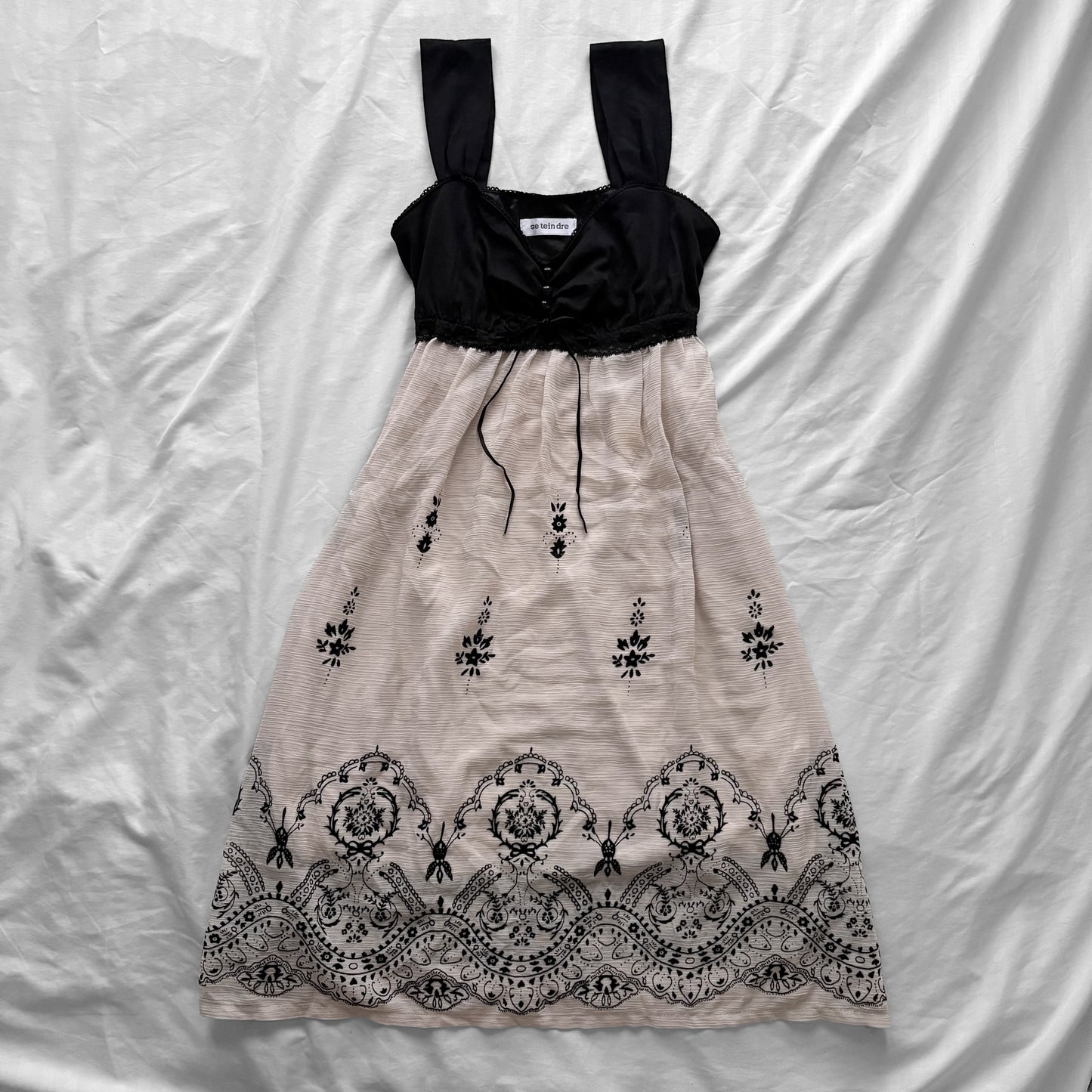 Black & Creamy Flowy Ornamental Dress