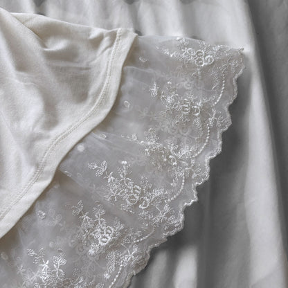 ‘Axes Femme’ White Lace & Roses Cami
