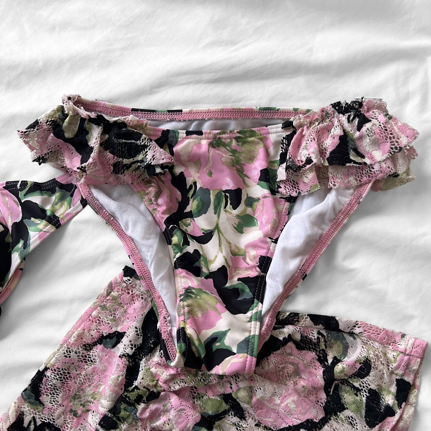 S size•Pink Floral & lace bikini Set