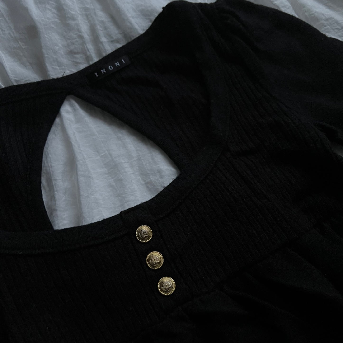 Ingni empire top
